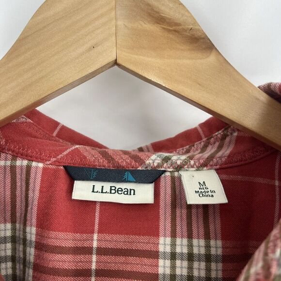 LL Bean Shirt Size Medium Womens Pink Plaid Whisper Lodge Flannel Top Button Up - Picture 3 of 8